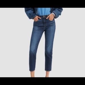 LEVI 724 HIGH RISE CROP size 28